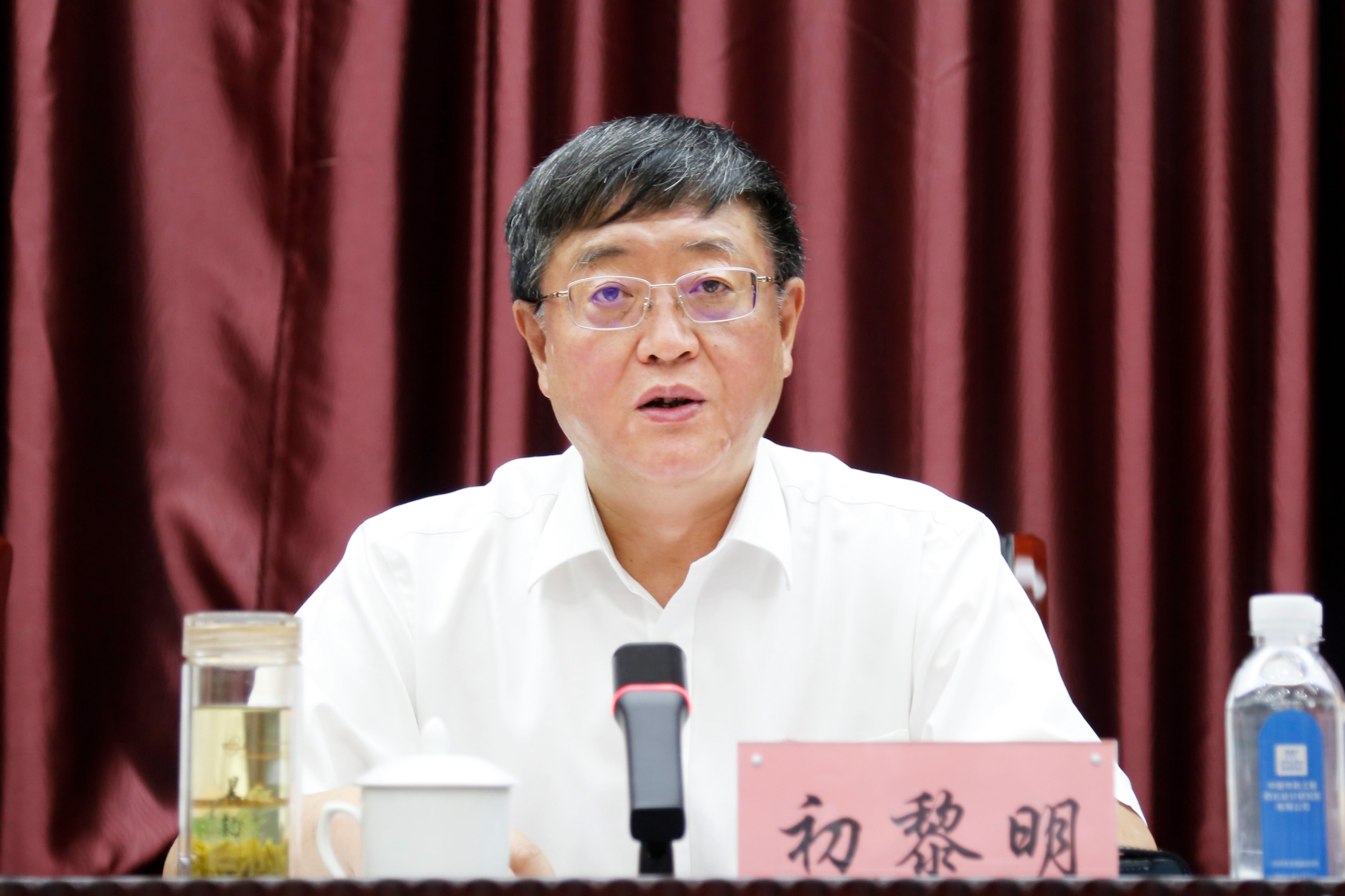 初黎明9楼白色短袖衬衣_副本.jpg 初黎明9楼白色短袖衬衣_副本.jpg